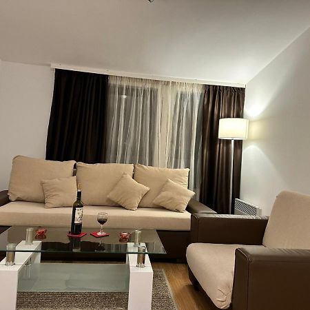 Aspen Luxury Apartamnet Razlog Buitenkant foto